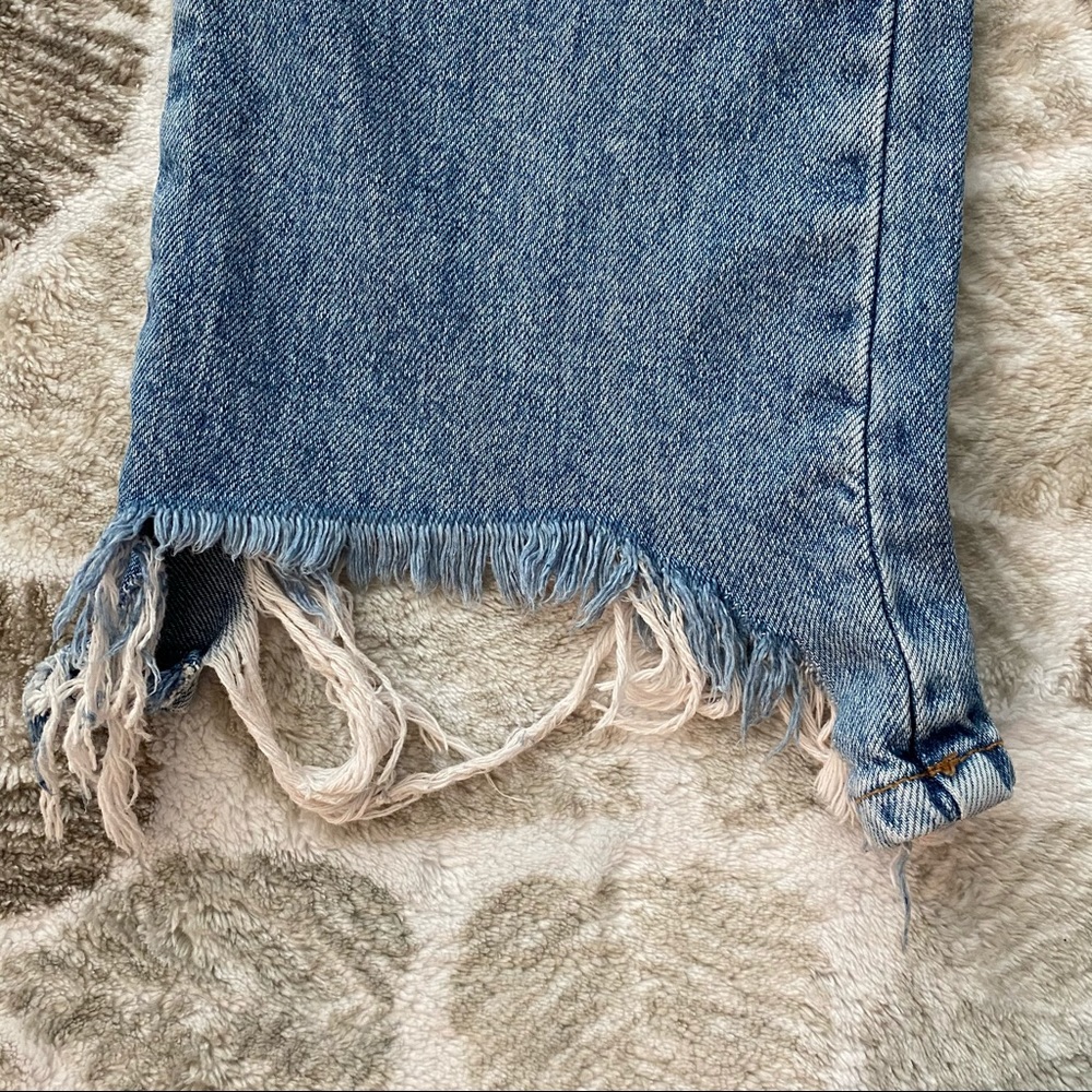 ZARA Basic 1975 Floral Embroidered Denim Jeans - Picture 7 of 10